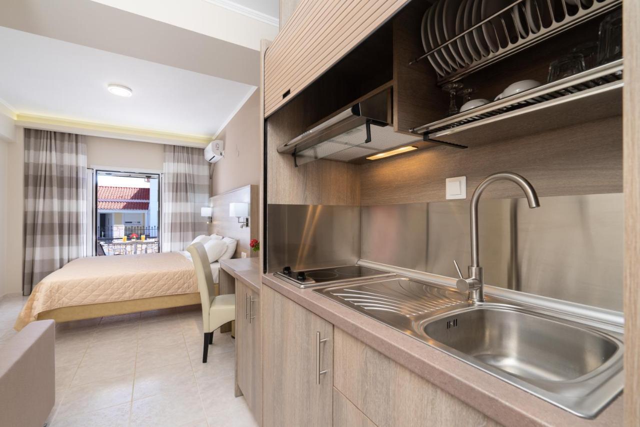 Diamanto Complex Aparthotel Karavomylos Exterior photo